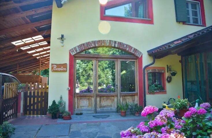 Bed and Breakfast La Poiana Пинероло Экстерьер фото